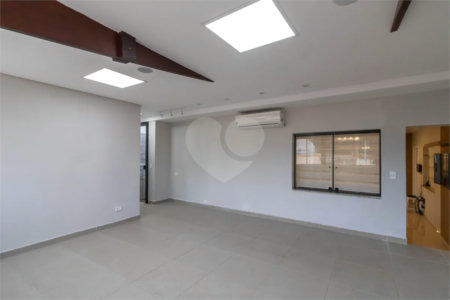 Casa à venda com 3 quartos, sendo 1 suíte, em Parque Santo Antônio, Guarulhos, SP