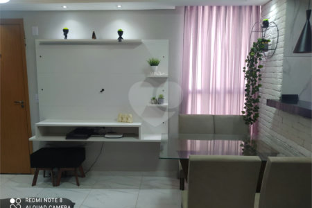 Apartamento para venda ou locação no Condomínio Monte Stella.