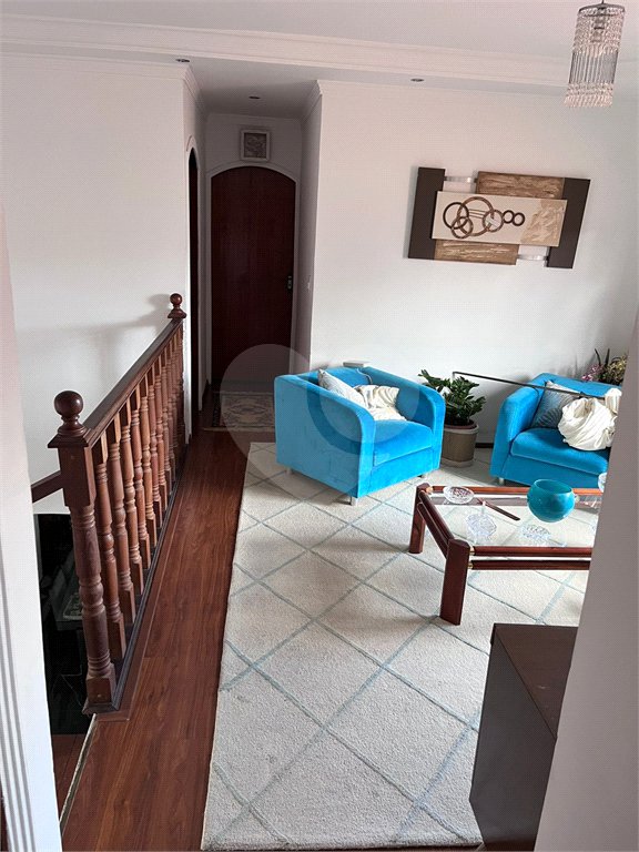 Sobrado à venda com 5 quartos, sendo 2 suítes,  em Jardim da Granja, São José dos Campos, SP