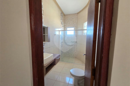 Casa à venda com 3 quartos, sendo 1 suíte, em Vila José Salem, Itapetininga, SP