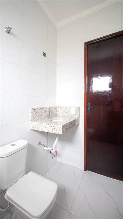 Sobrado à venda com 4 quartos, sendo 1 suíte,  em Jardim Peri Peri, São Paulo, SP