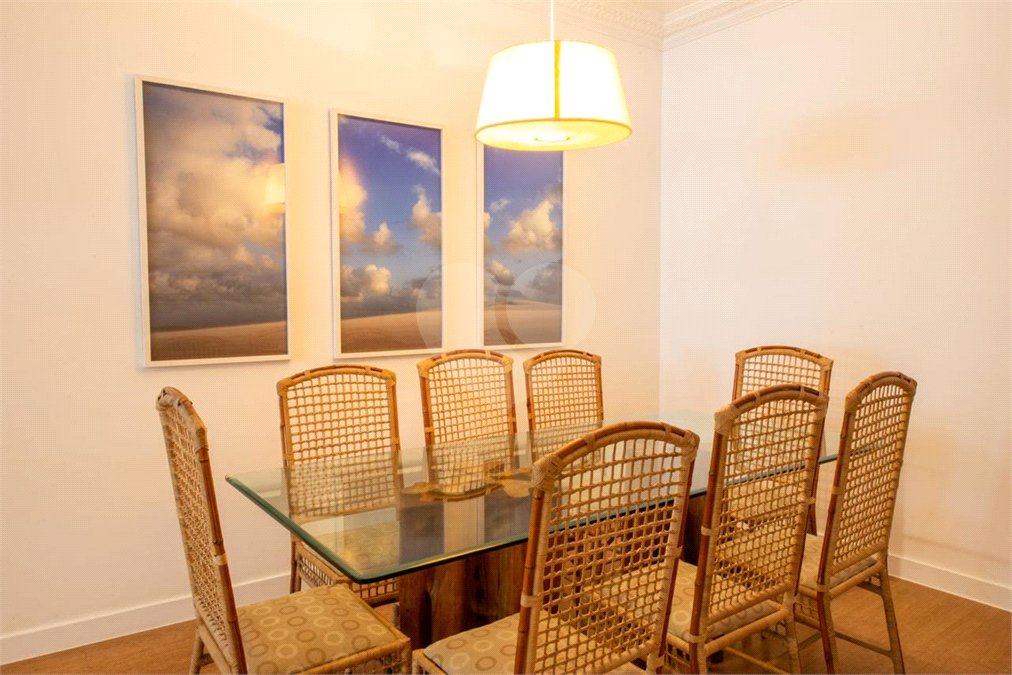 Apartamento à venda com 3 quartos, sendo 1 suíte, em Leme, Rio de Janeiro, RJ