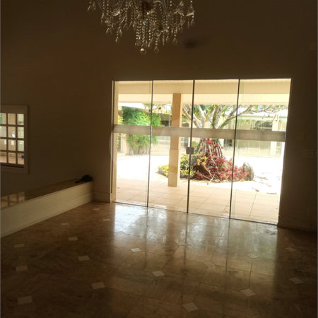 Casa à venda ou para alugar com 6 quartos, sendo 4 suítes, em Jardim Itaperi, Atibaia, SP