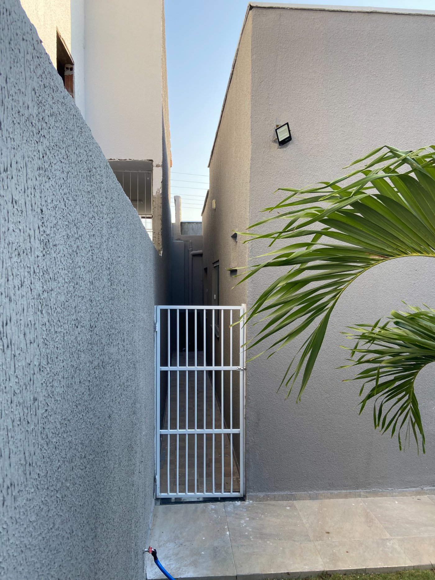 Casa à venda com 3 quartos, sendo 2 suítes, no condomínio PORTO LAGOA, Aquiraz - CE
