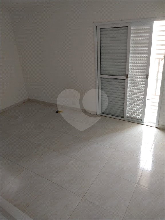 Sobrado à venda com 3 quartos, sendo 1 suíte, em Vila Mazzei, São Paulo, SP