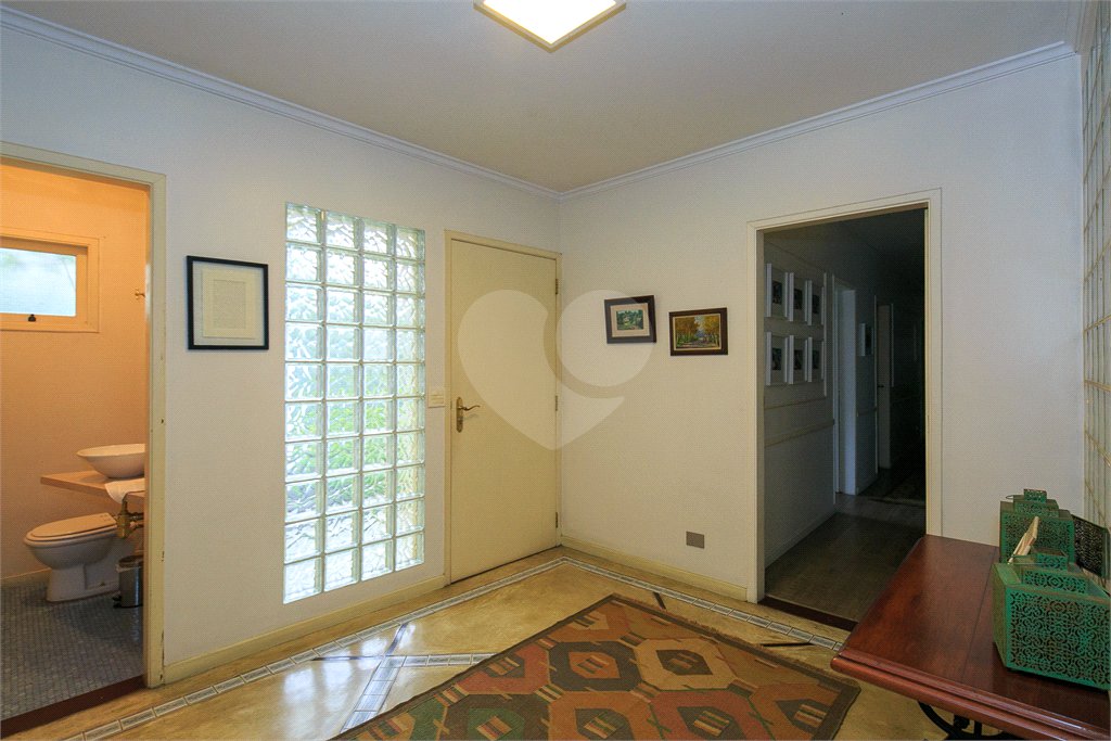 Casa à venda com 4 quartos, sendo 2 suítes, em Jardim Marajoara, São Paulo, SP
