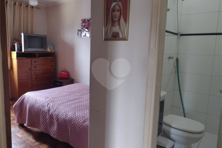 Sobrado à venda com 3 quartos, sendo 1 suíte,  em Vila Medeiros, São Paulo, SP