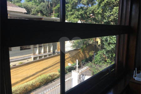 Sobrado à venda com 3 quartos, sendo 1 suíte, em Vila Nova Caledônia, São Paulo, SP