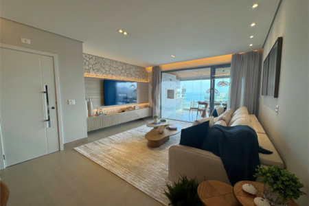 Apartamento à venda com 3 suítes em Riviera, Bertioga, SP