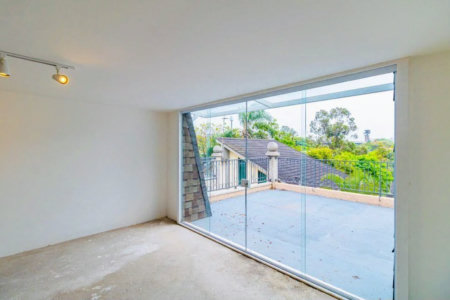 Casa à venda com 3 quartos, sendo 1 suíte,  no condomínio Reserva do Visconde, São Paulo - SP