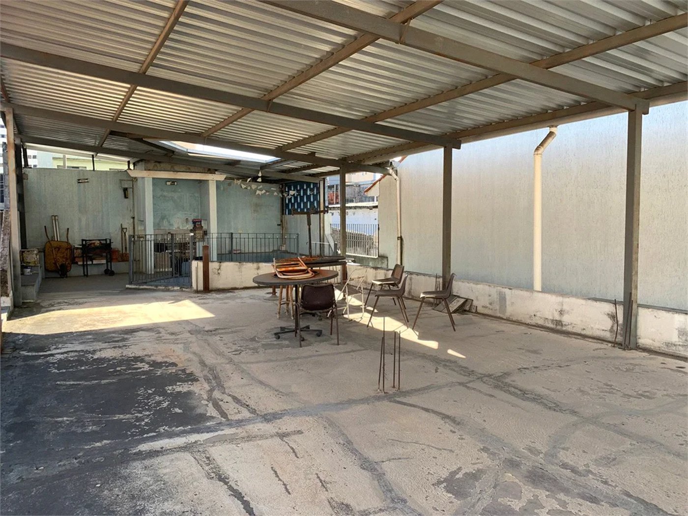 Casa à venda com 3 quartos, sendo 1 suíte, em Vila Romana, São Paulo, SP