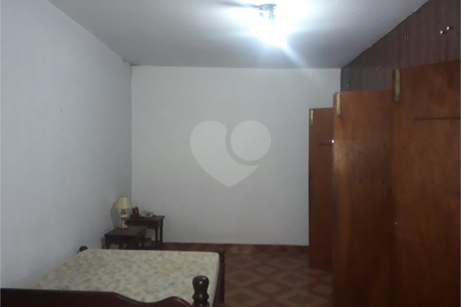 Sobrado à venda com 4 quartos em Tremembé, São Paulo, SP
