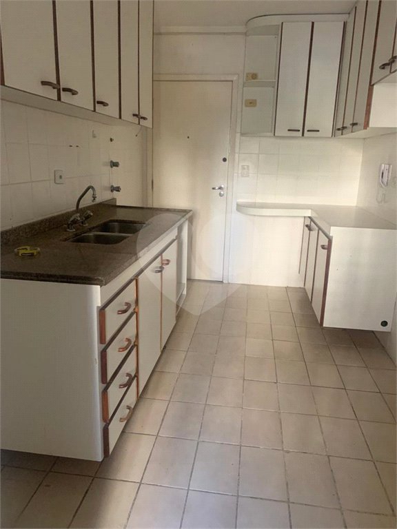 Apartamento para alugar com 3 quartos, sendo 1 suíte, em Cidade Monções, São Paulo, SP