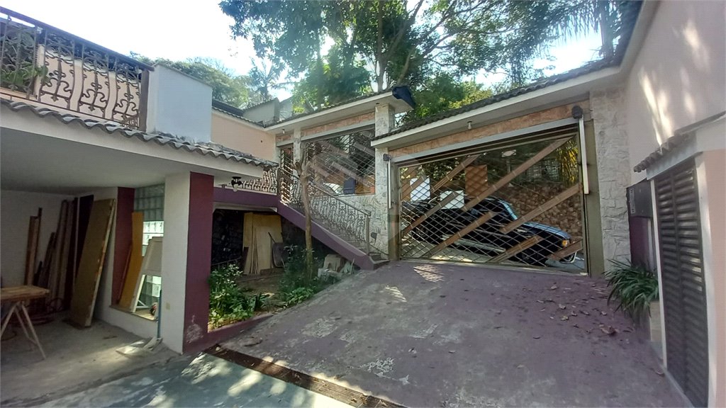 Sobrado à venda com 4 quartos, sendo 2 suítes, em Tremembé, São Paulo, SP