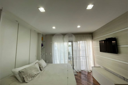 Casa à venda com 4 suítes em Tucuruvi, São Paulo, SP