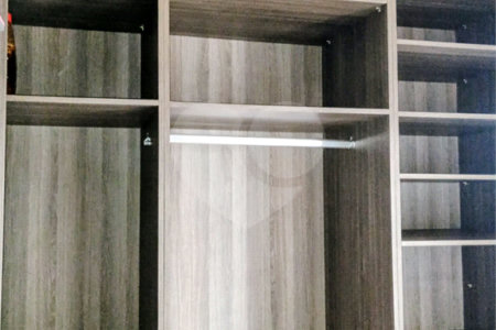 Apartamento à venda com 3 quartos, sendo 1 suíte,  em Vila Maria Alta, São Paulo, SP