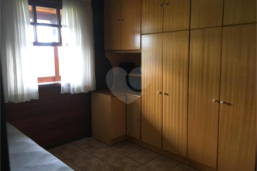 Casa à venda com 4 quartos, sendo 1 suíte, em Vila Machado, Mairiporã, SP