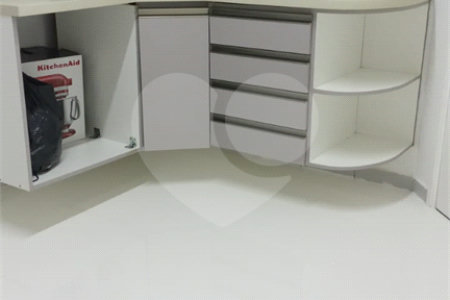 Apartamento à venda com 3 quartos, sendo 1 suíte,  em Alto da Boa Vista, São Paulo, SP