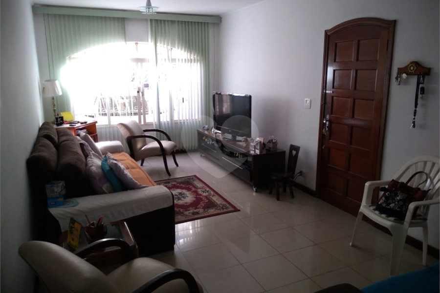 Casa à venda com 3 quartos, sendo 1 suíte, em Butantã, São Paulo, SP