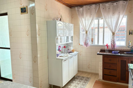 Casa à venda com 2 quartos em Conjunto Habitacional Brás Cubas, Mogi das Cruzes, SP