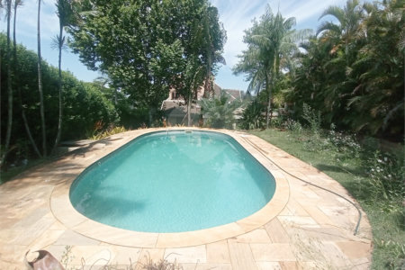 Casa à venda com 3 quartos, sendo 1 suíte,  no condomínio Estância Marambaia, Vinhedo - SP