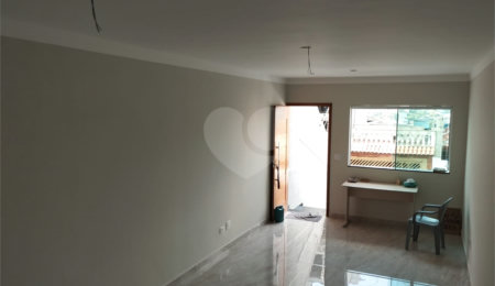Sobrado à venda com 3 quartos, sendo 1 suíte,  em Vila Mazzei, São Paulo, SP