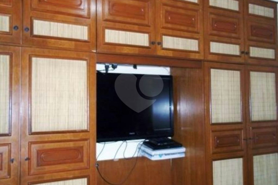 Sobrado à venda com 5 quartos, sendo 3 suítes, em Casa Verde, São Paulo, SP
