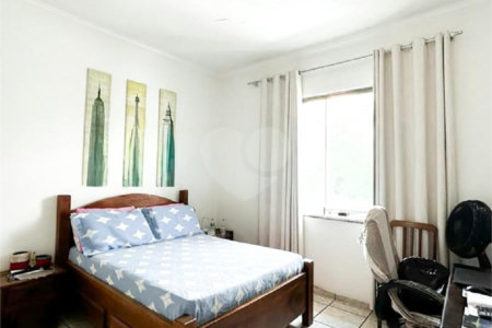 Casa à venda com 4 quartos em Santana, São Paulo, SP