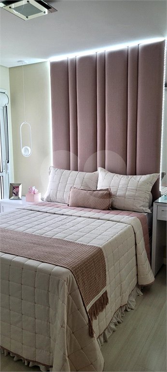 Sobrado à venda com 2 quartos, sendo 1 suíte,  em Chácara Santo Antônio (zona Leste), São Paulo, SP