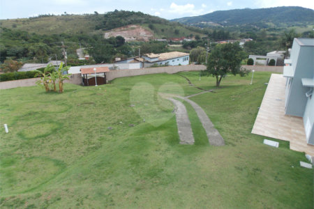 Casa à venda com 3 quartos, sendo 1 suíte, em Alpes D'ouro, Bom Jesus dos Perdões, SP