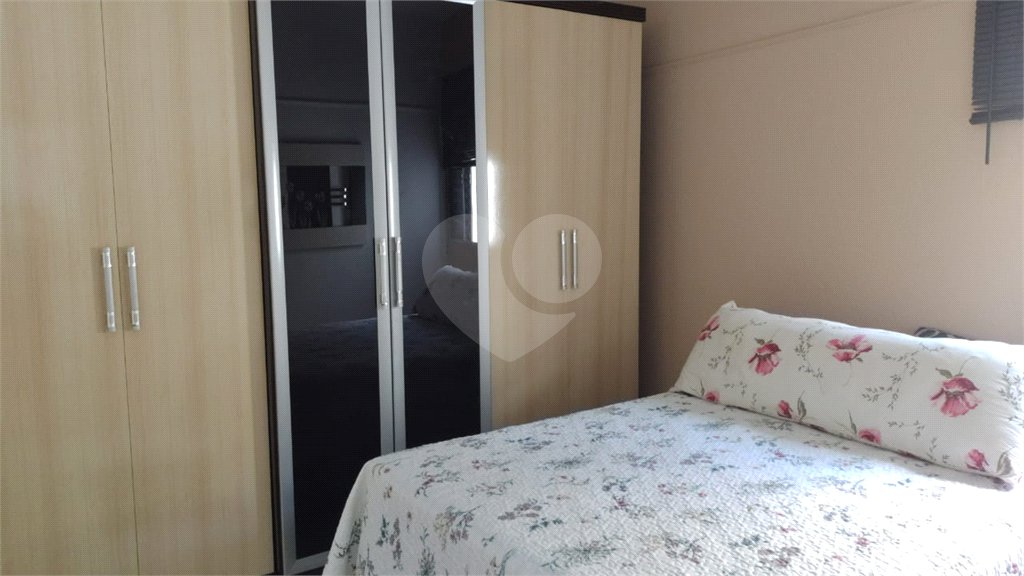 Apartamento à venda com 2 quartos em Pari, São Paulo, SP