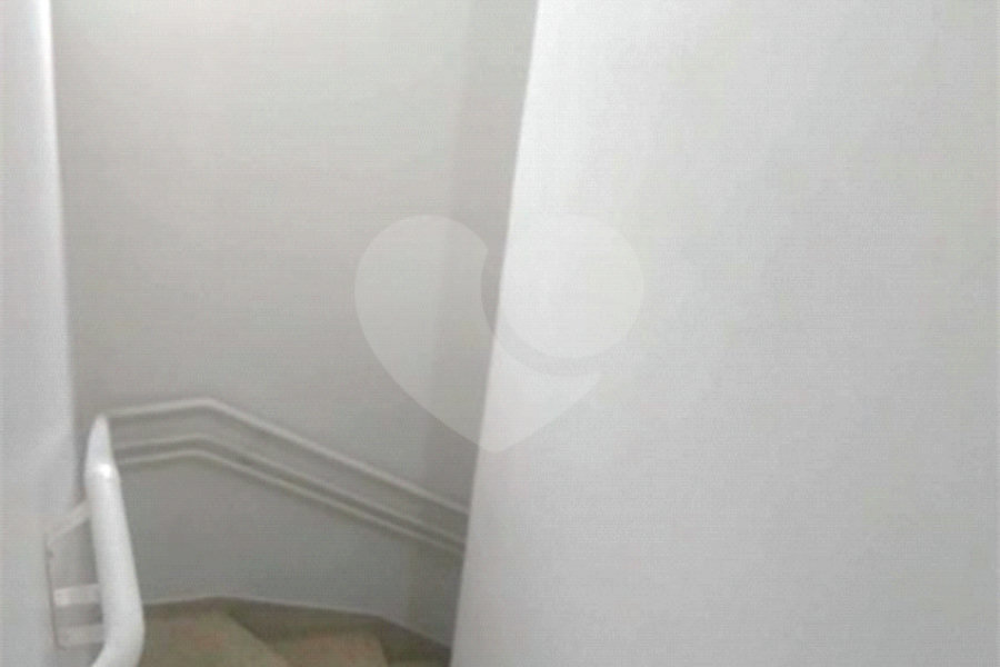 Sobrado à venda com 3 quartos no Brasilândia, São Paulo, SP