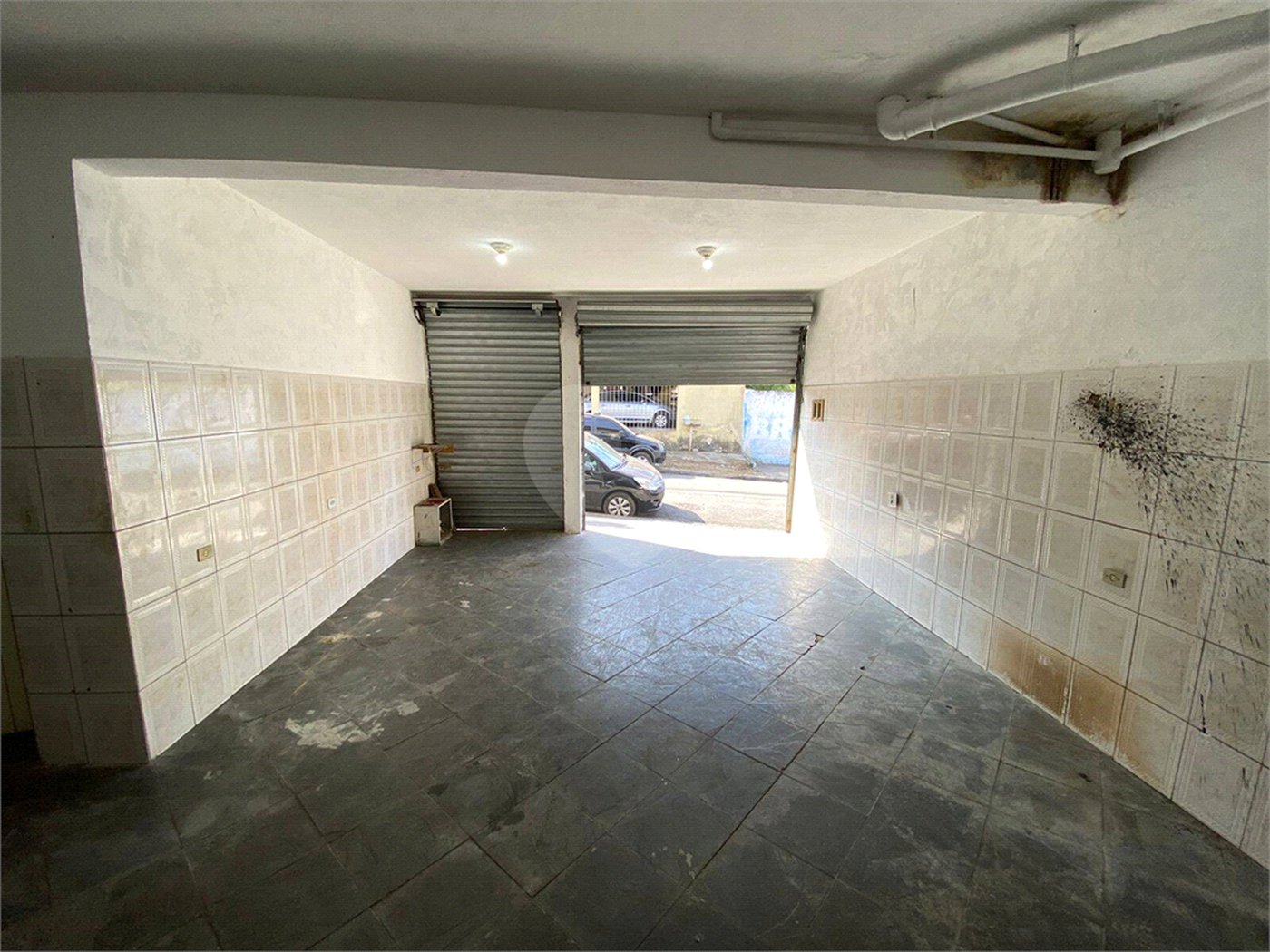 Salão para alugar em Vila Júlia, Poá, SP