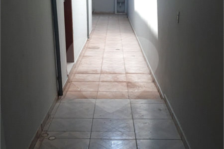 Sobrado à venda com 4 quartos, sendo 1 suíte, em Jardim Hubert, Indaiatuba, SP