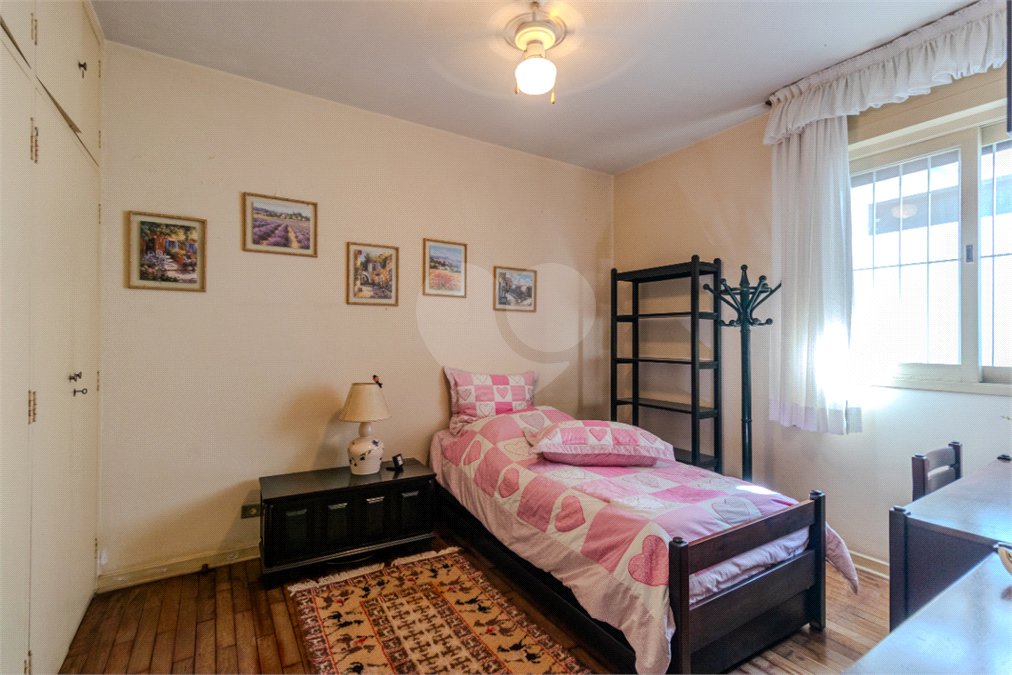 Casa Térrea à venda com 4 quartos, sendo 1 suíte, em Brooklin, São Paulo, SP