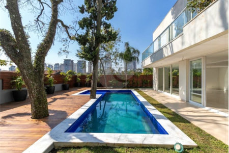 Casa à venda com 4 suítes no condomínio Porto Fino, São Paulo - SP