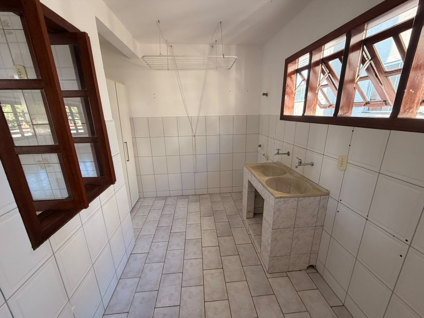 Apartamento com 3 quartos, sendo 1 suíte, Paraíso dos Pataxós, Porto Seguro - BA