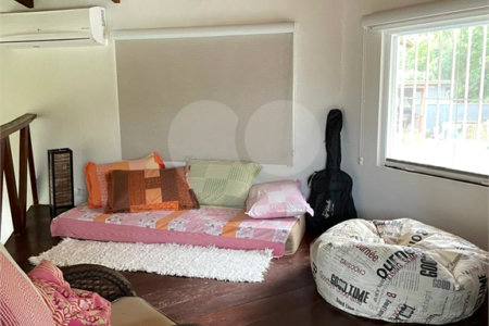 Casa à venda com 3 quartos, sendo 2 suítes,  em Maresias, São Sebastião, SP