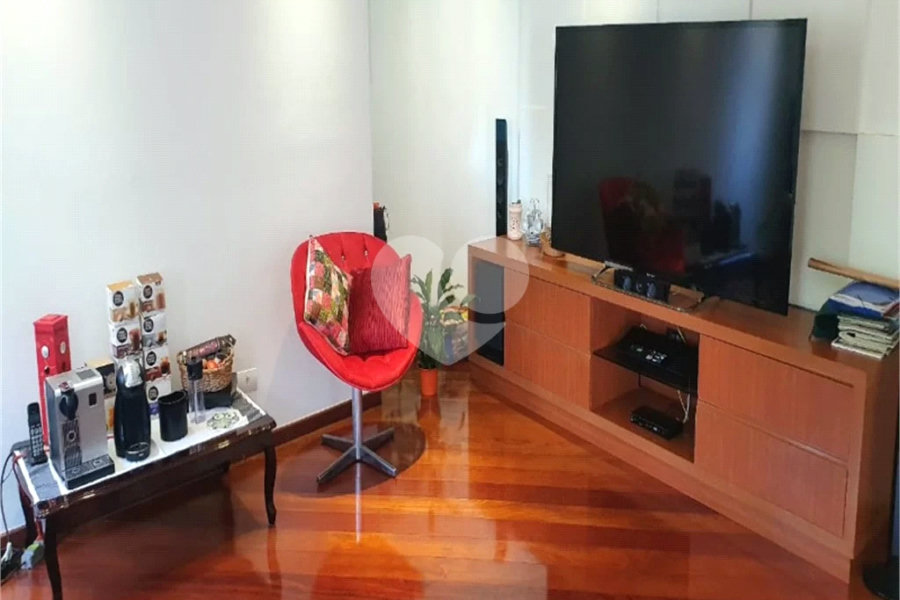 Casa à venda com 3 suítes no condomínio Parque Imperial da Cantareira, Mairiporã - SP