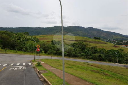 Terreno à venda em San Fernando Valley, Atibaia, SP