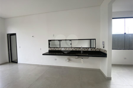 Casa à venda com 3 suítes em Jardim Estoril, Ponta Porã, MS