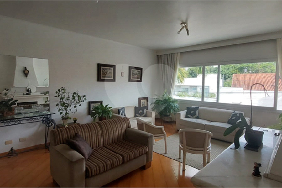 Casa Térrea à venda com 4 quartos, sendo 2 suítes, em Tremembé, São Paulo, SP
