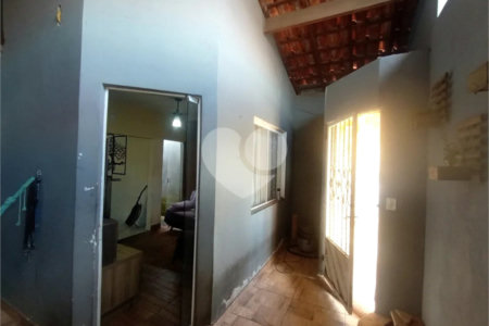 Casa à venda com 2 quartos em Cambuí, Itapetininga, SP
