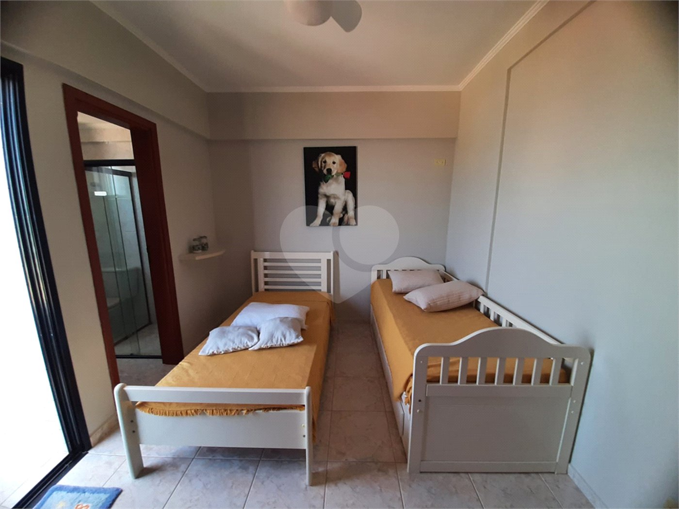 Apartamento à venda com 2 quartos, sendo 1 suíte, em Vera Cruz, Mongaguá, SP