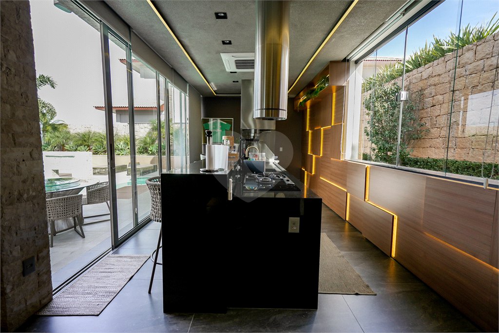 Casa à venda com 5 suítes no condomínio Plaza Athénee, Itu - SP