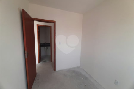 Apartamento à venda com 2 quartos, sendo 1 suíte, em Parada Inglesa, São Paulo, SP