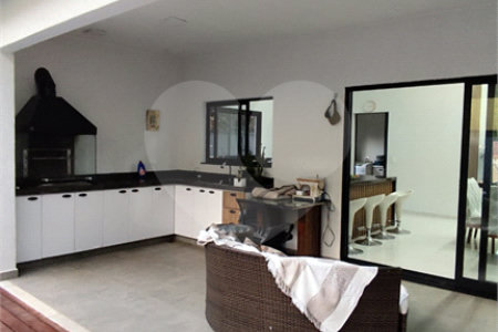 Casa à venda com 3 suítes em Alpes D'ouro, Bom Jesus dos Perdões, SP