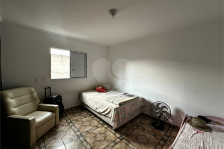 Casa à venda com 3 quartos, sendo 1 suíte, em Jardim Nova Poá, Poá, SP