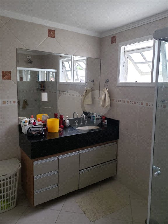 Casa à venda com 6 quartos, sendo 3 suítes, em Alto Ipiranga, Mogi das Cruzes, SP