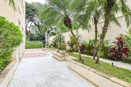 Apartamento à venda com 4 quartos, sendo 3 suítes, em Brooklin Paulista, São Paulo, SP